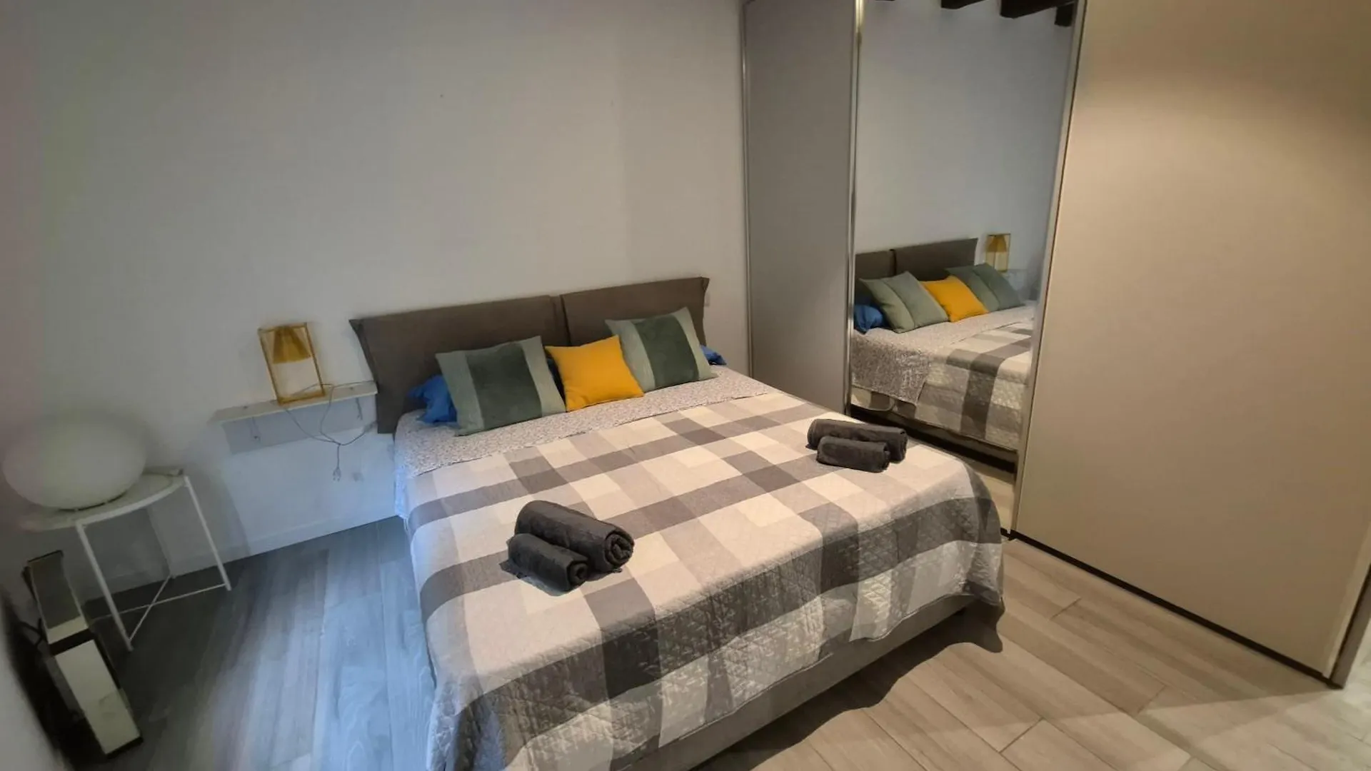 T21 Holiday Apartment Bergamo